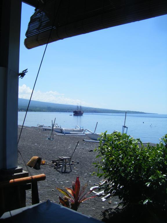 Alur Beach Homestay Амед Экстерьер фото