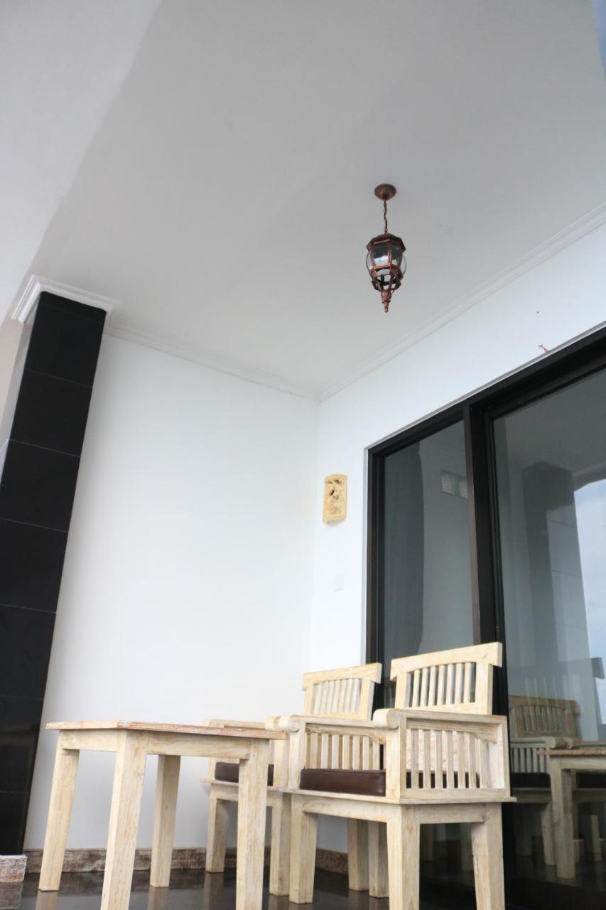 Alur Beach Homestay Амед Экстерьер фото